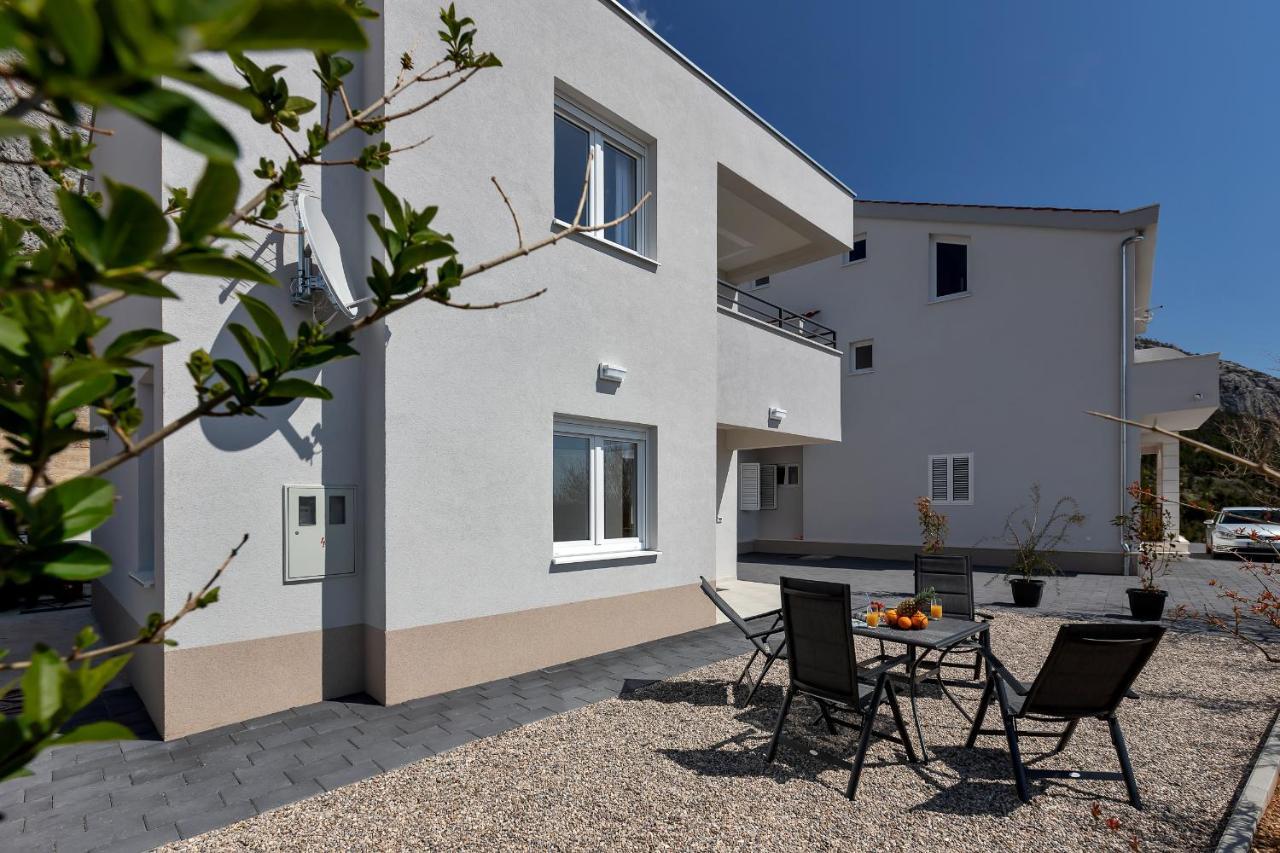 Ferienhaus L & B Makarska